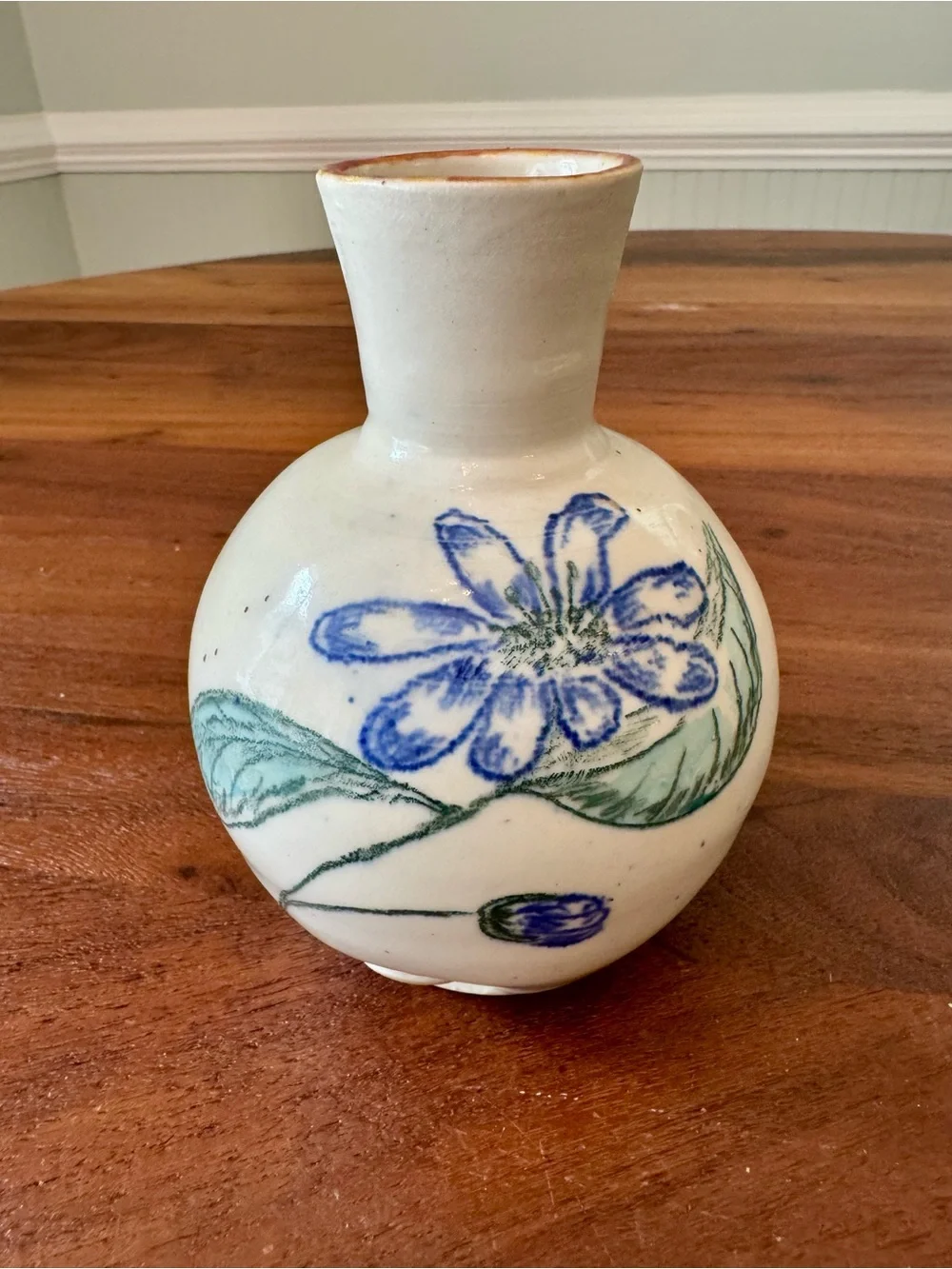 Vintage Studio Pottery Bud Vase Flower Floral Artist stamp Westwind? Clematis